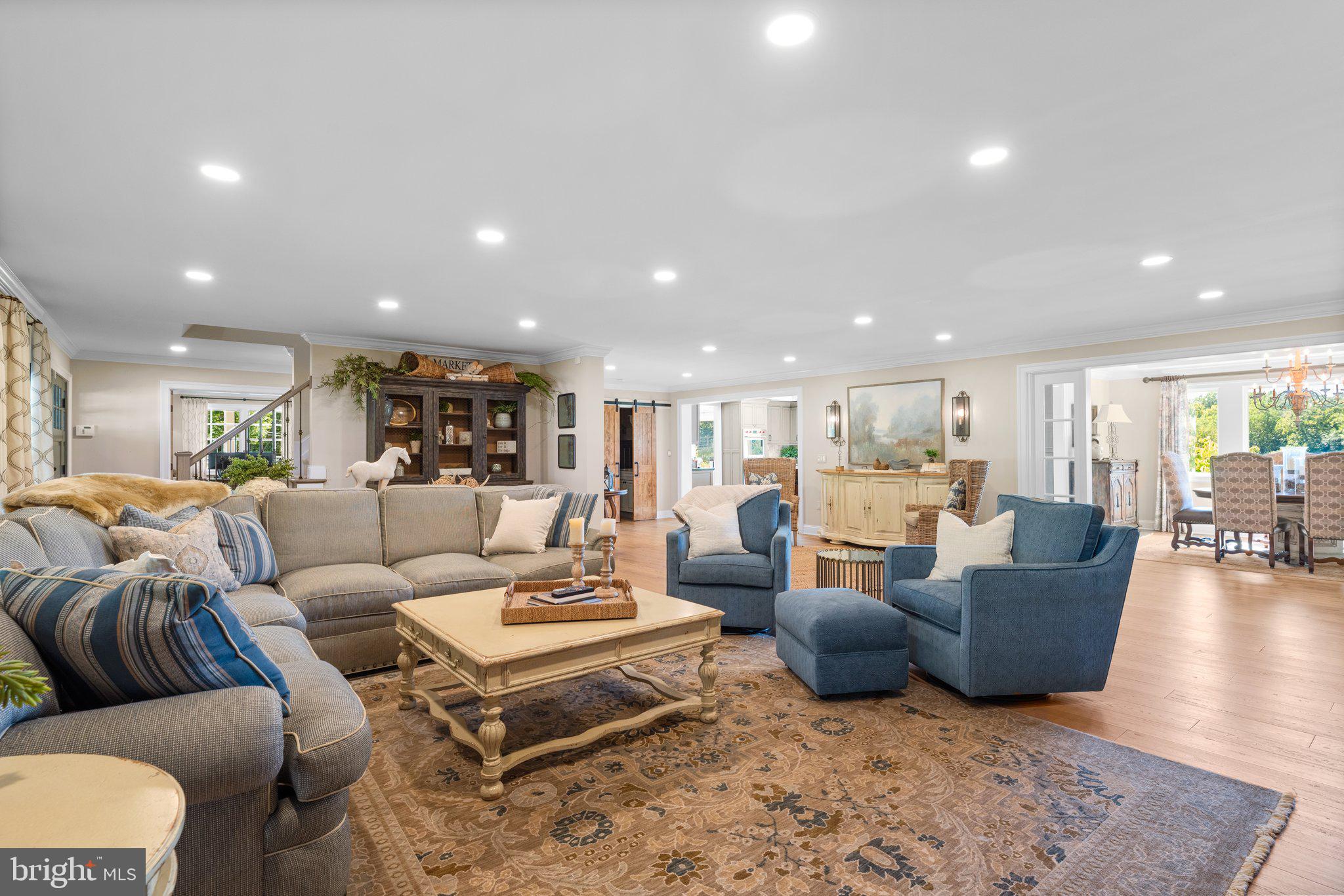 7122 Deer Valley Rd