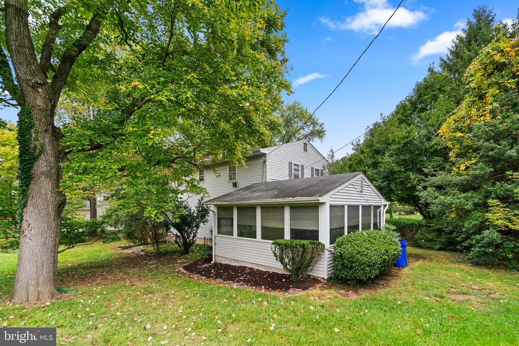 8797 Autumn Hill Ct