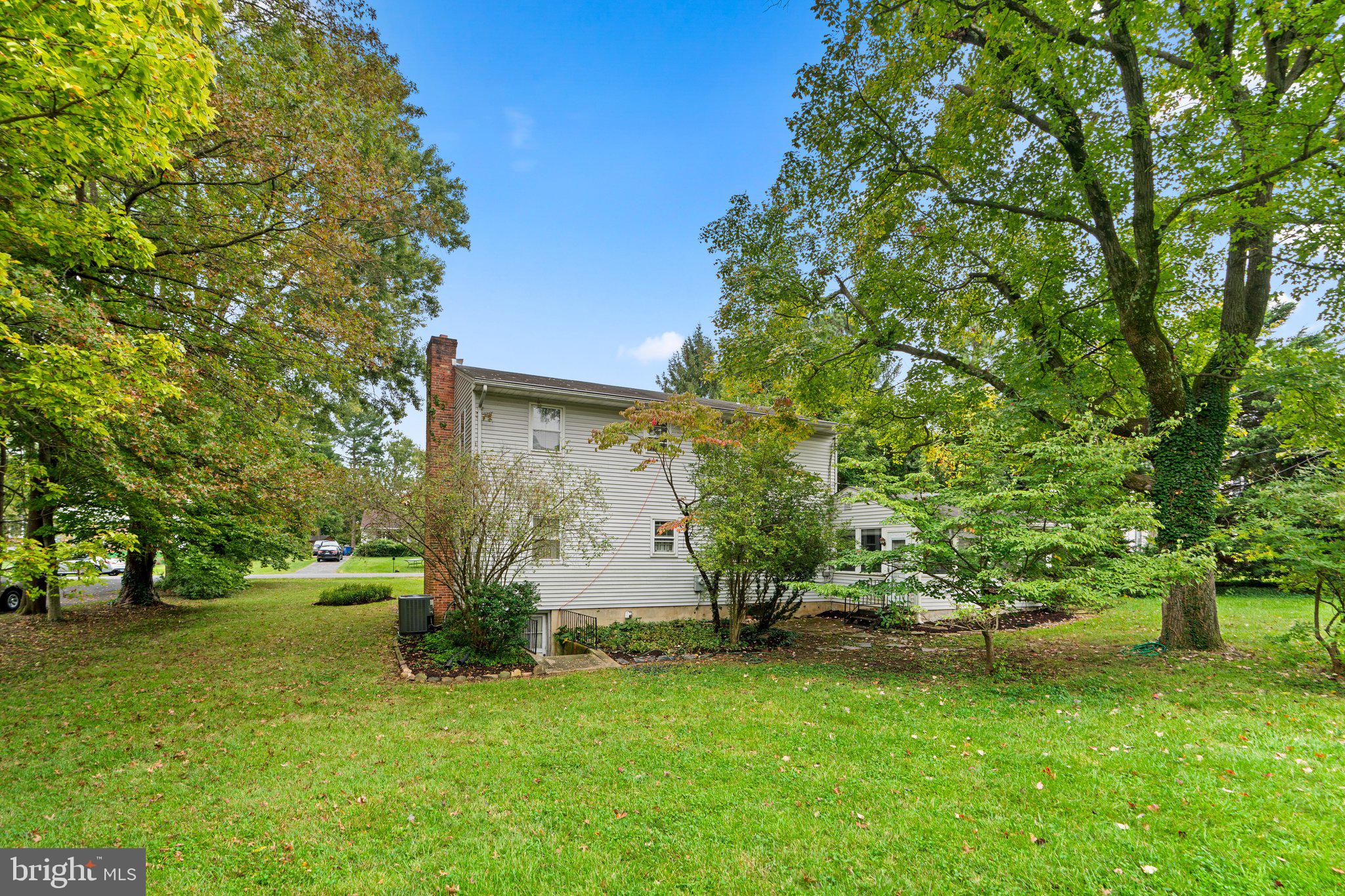 8797 Autumn Hill Ct