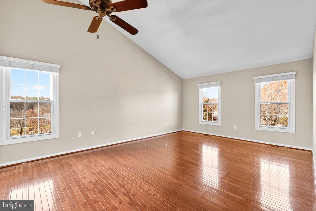10516 Bill Lilly Ct