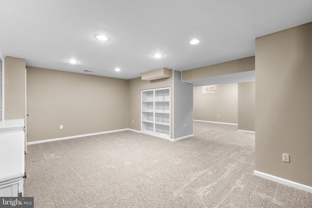 10516 Bill Lilly Ct