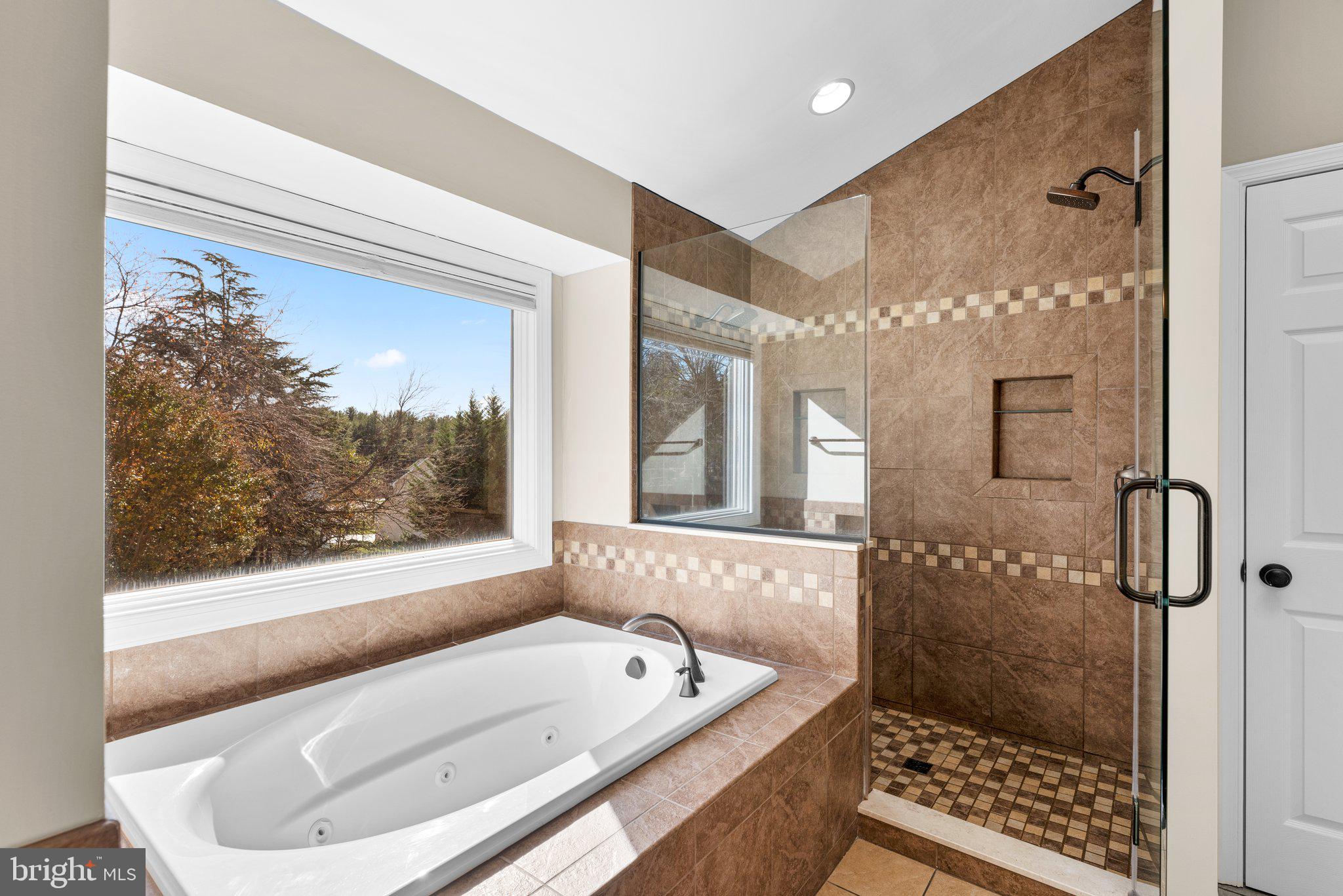 10516 Bill Lilly Ct
