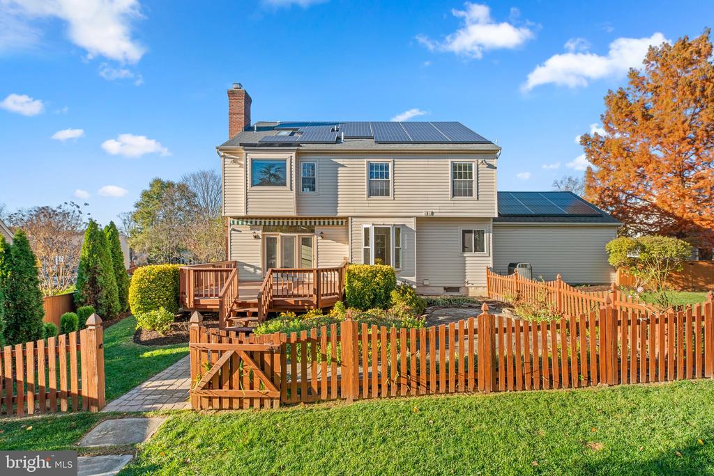 10516 Bill Lilly Ct