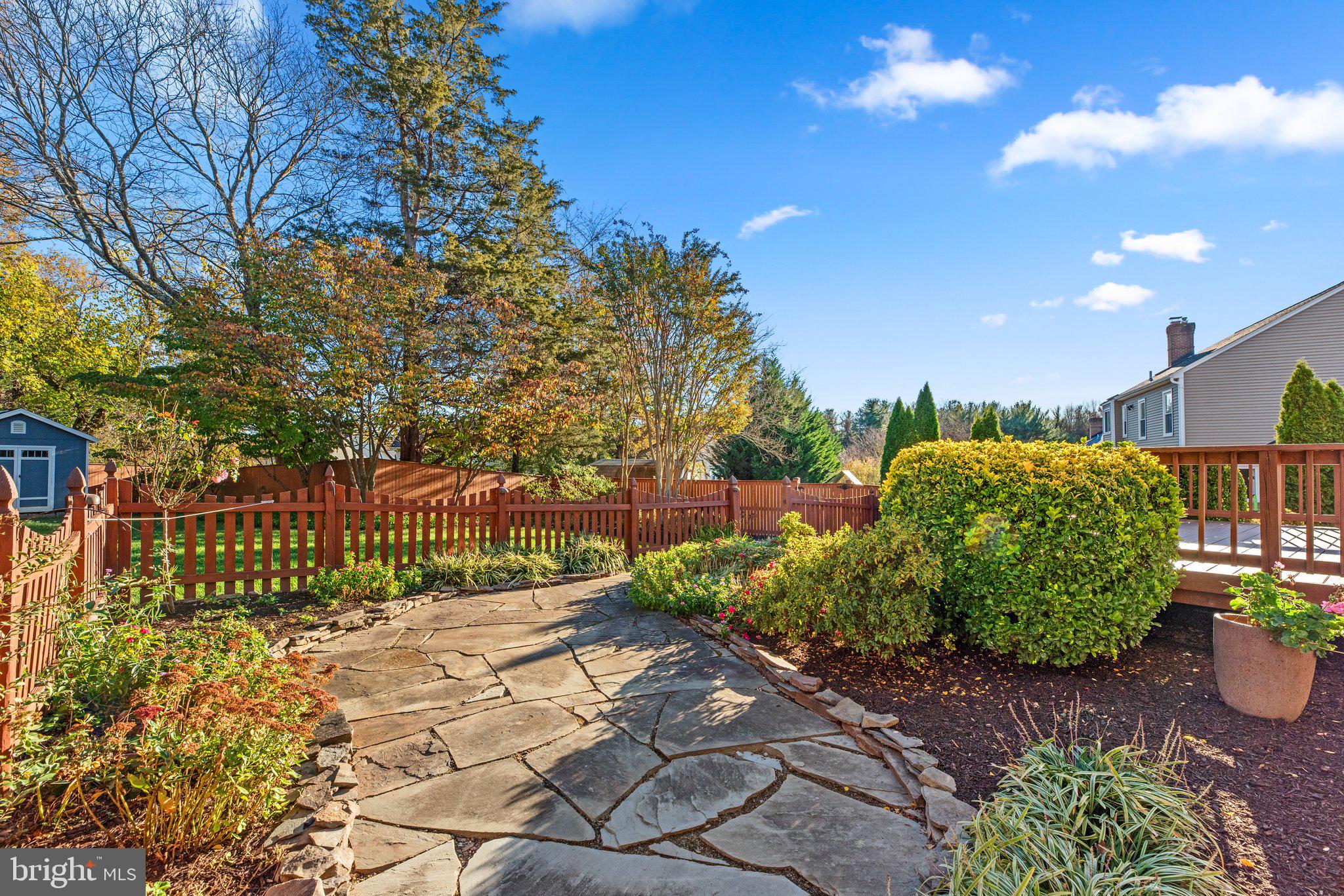 10516 Bill Lilly Ct