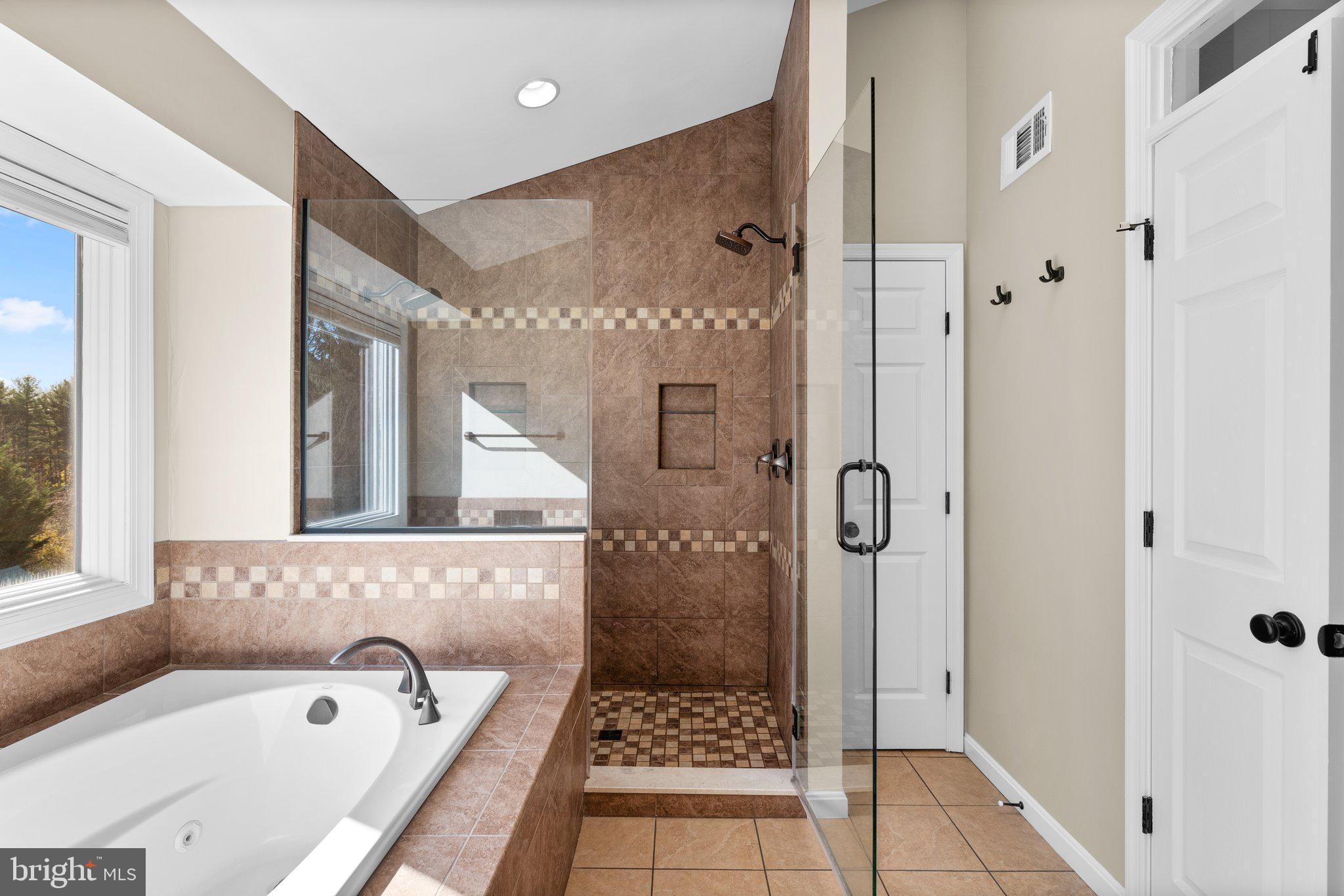 10516 Bill Lilly Ct