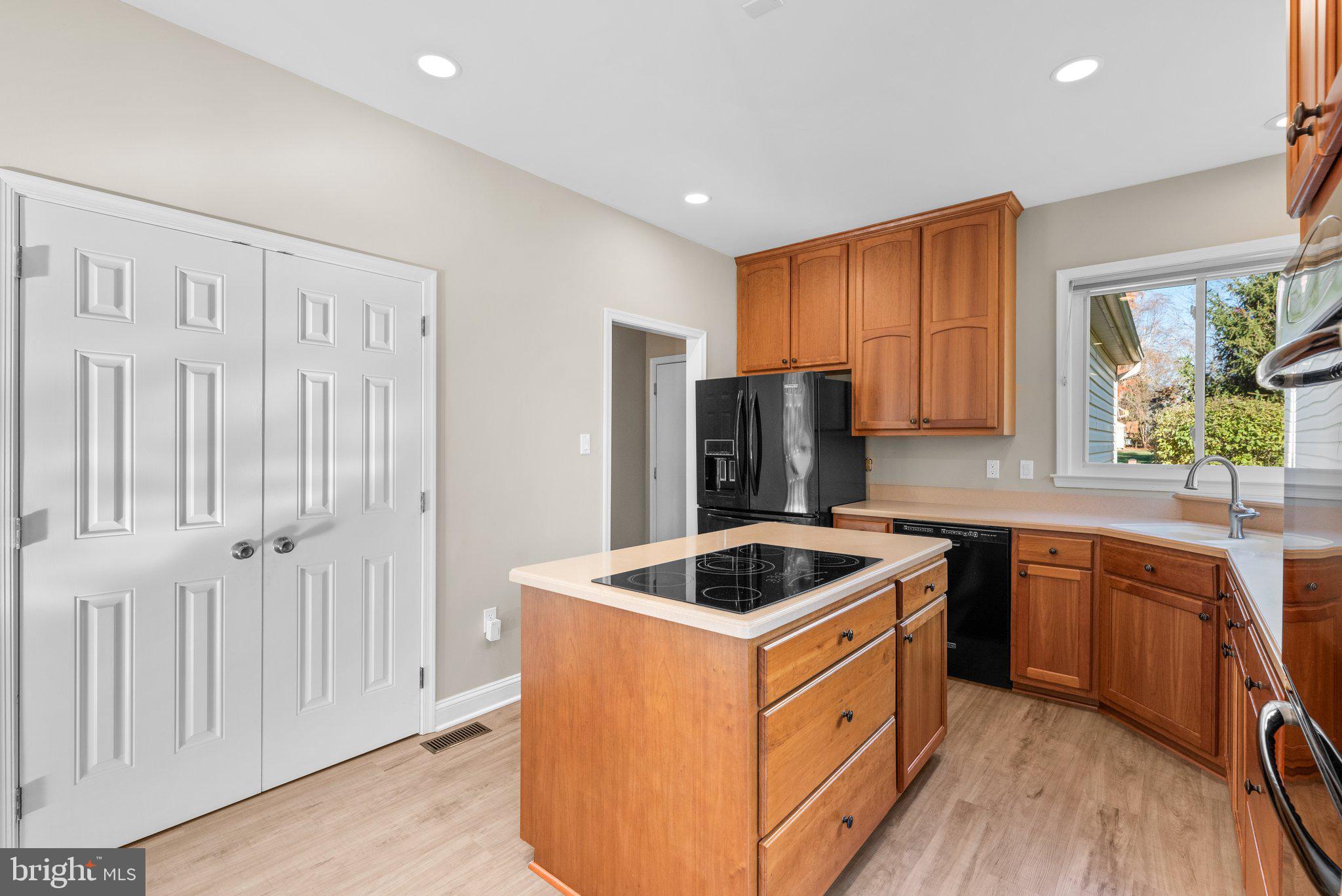 10516 Bill Lilly Ct