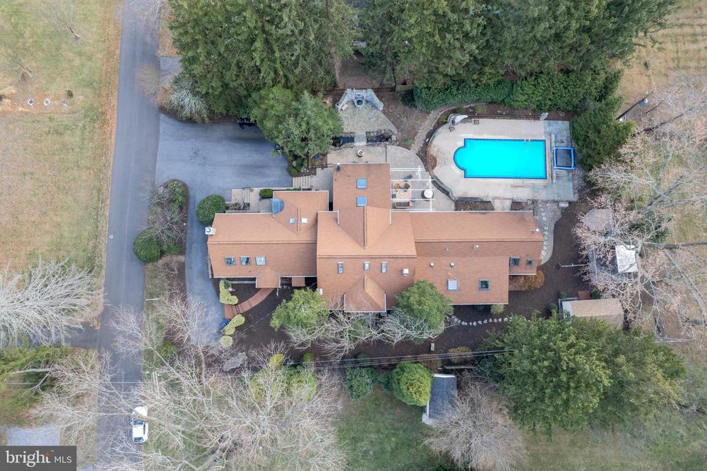 9214 Crownwood Rd