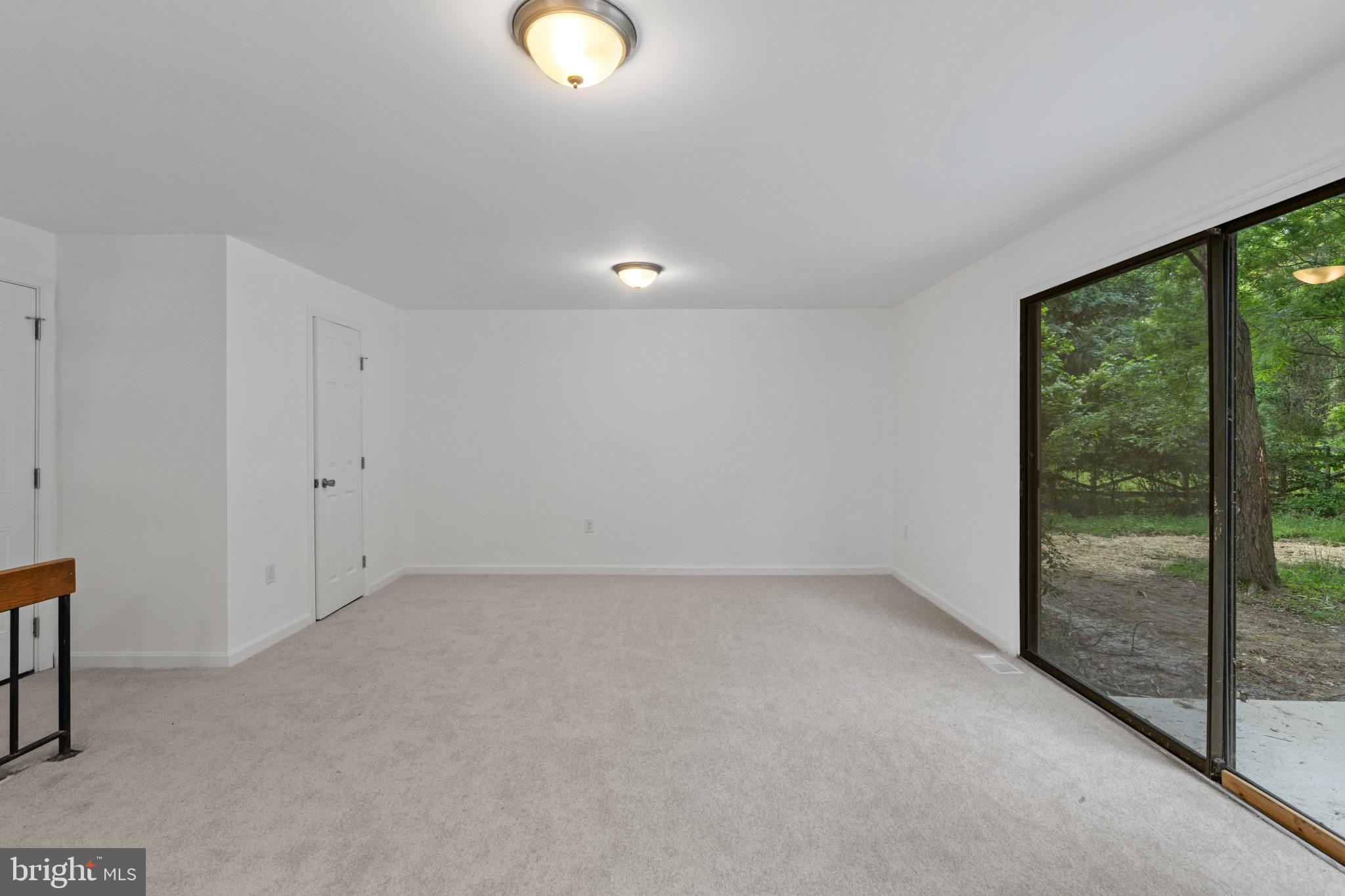 5338 LIGHTNING VIEW ROAD