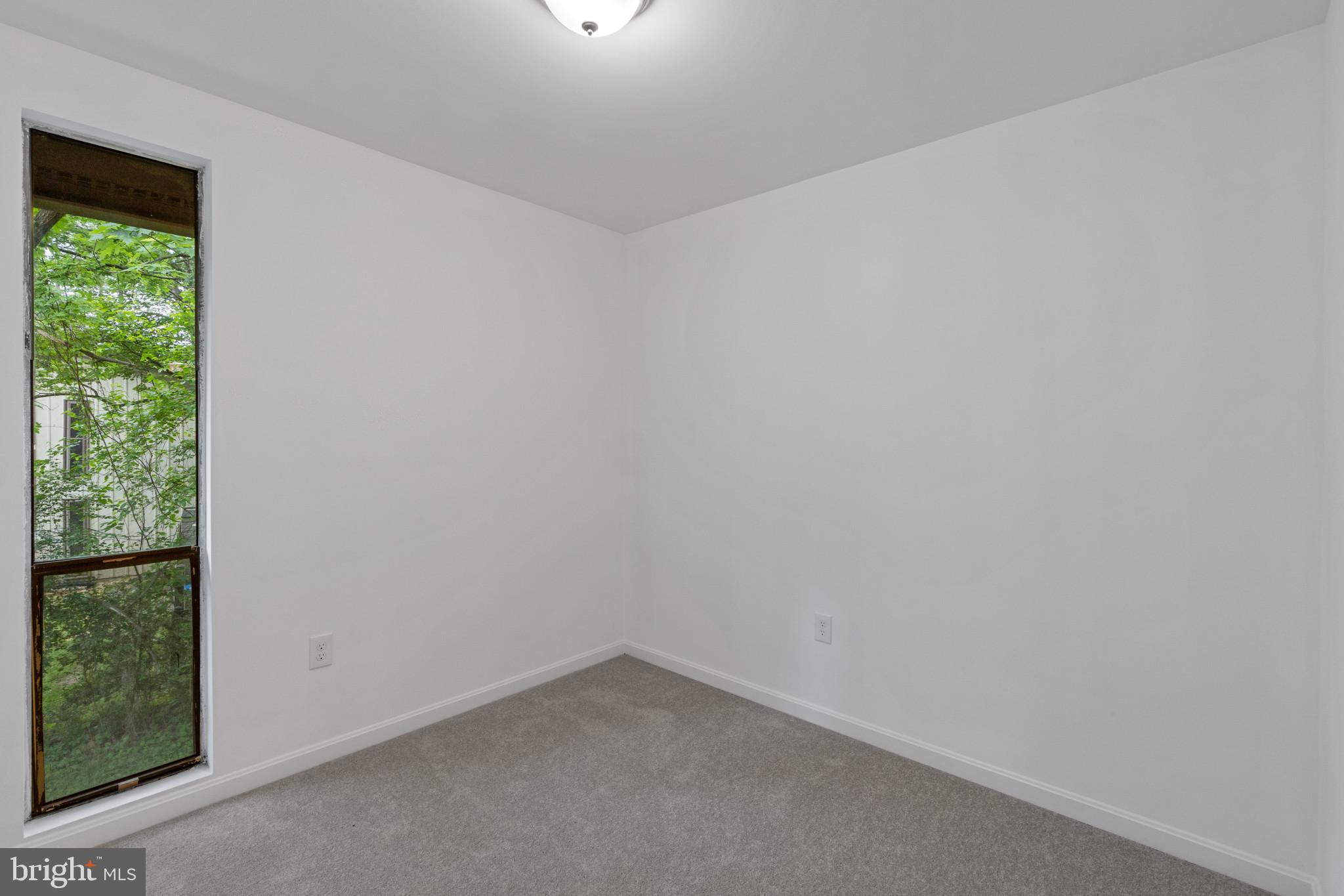 5338 LIGHTNING VIEW ROAD