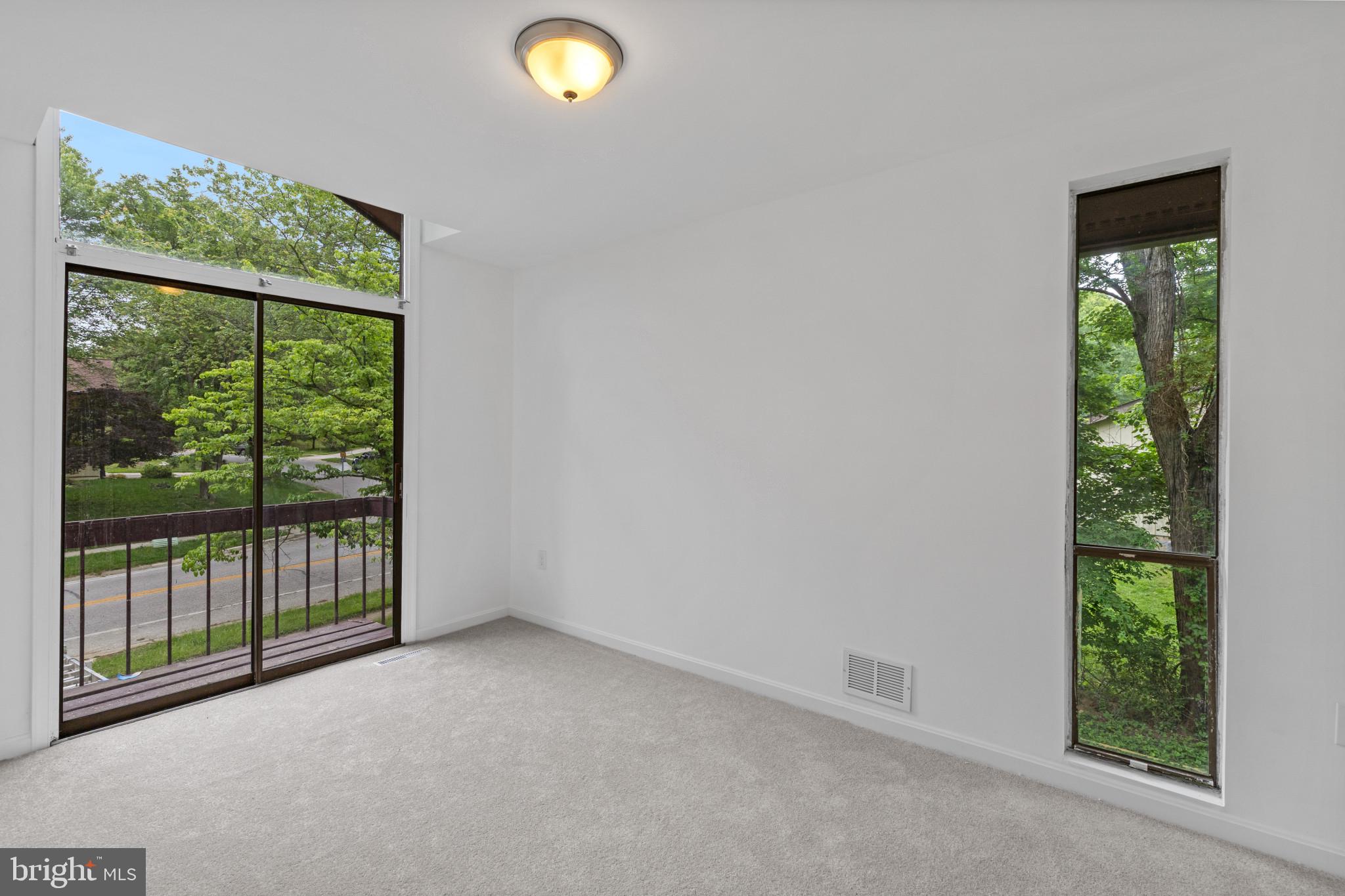 5338 LIGHTNING VIEW ROAD