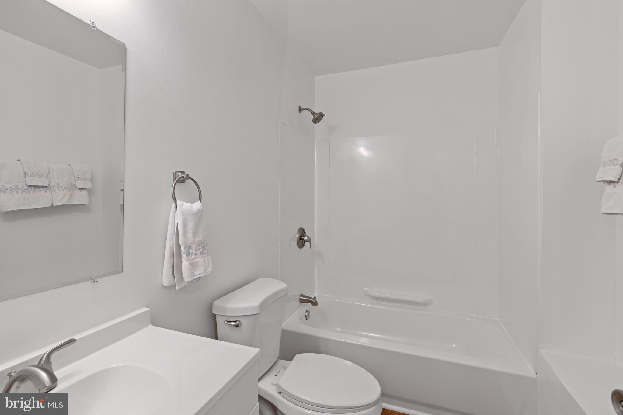 5338 LIGHTNING VIEW ROAD