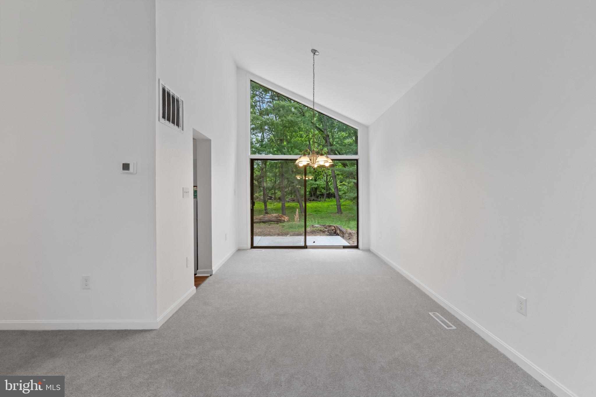 5338 LIGHTNING VIEW ROAD