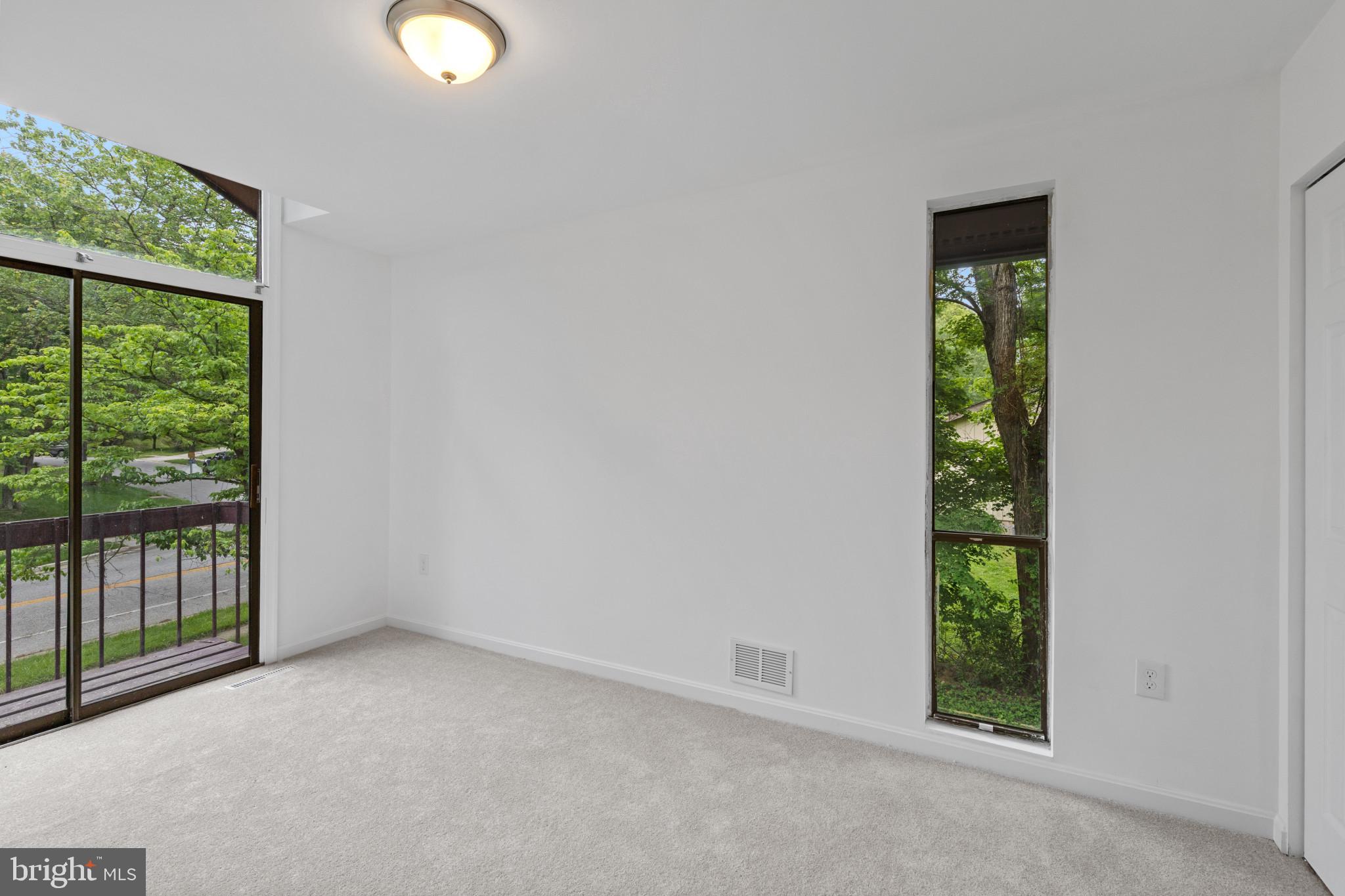 5338 LIGHTNING VIEW ROAD