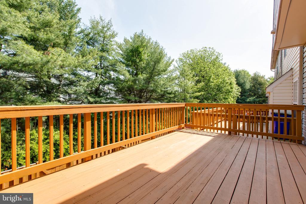 3274 HALCYON COURT