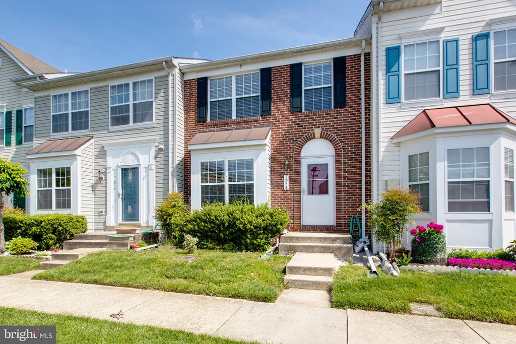 3274 HALCYON COURT