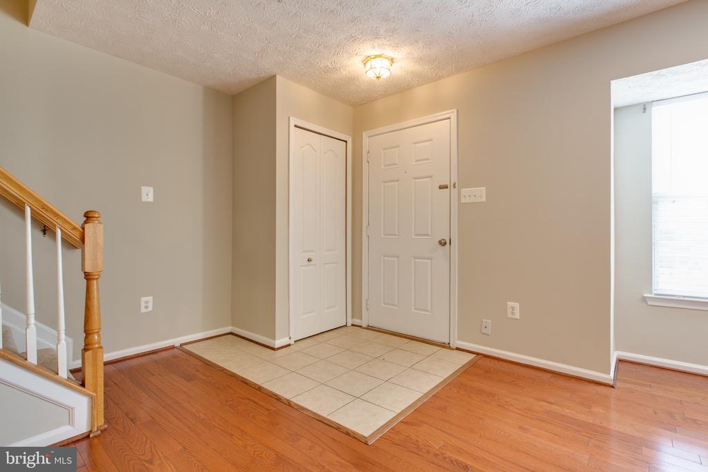 3274 HALCYON COURT