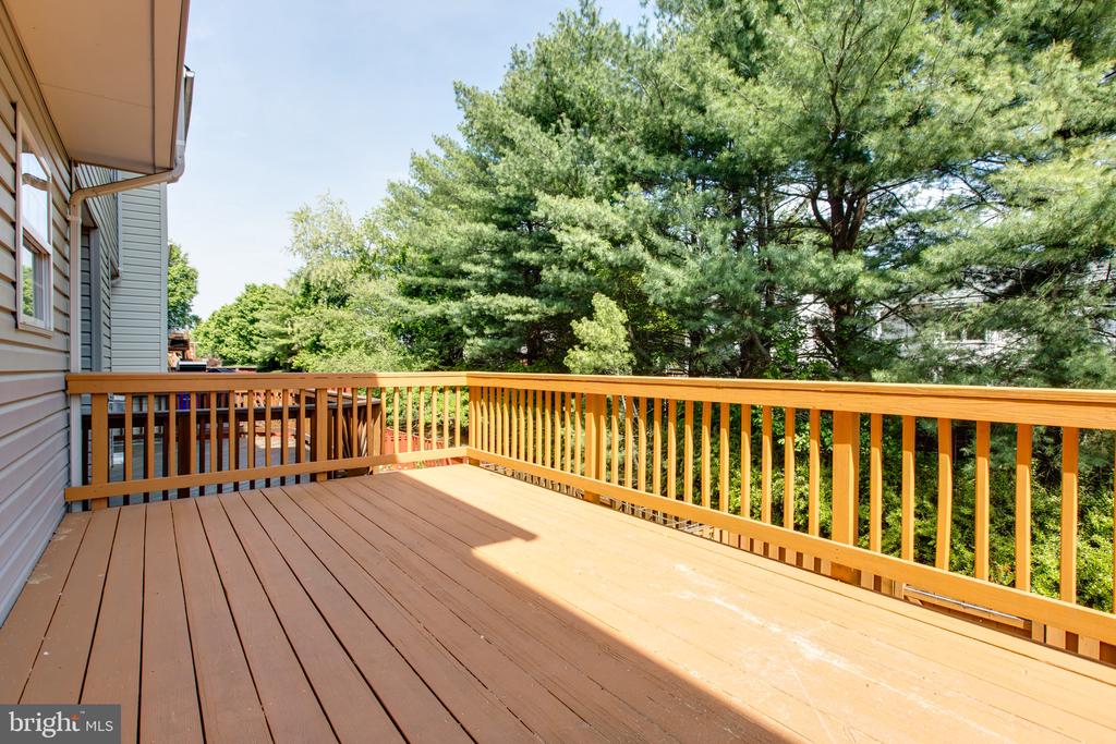 3274 HALCYON COURT