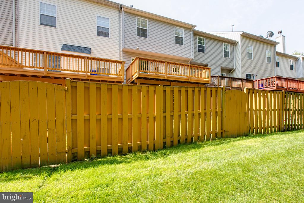 3274 HALCYON COURT