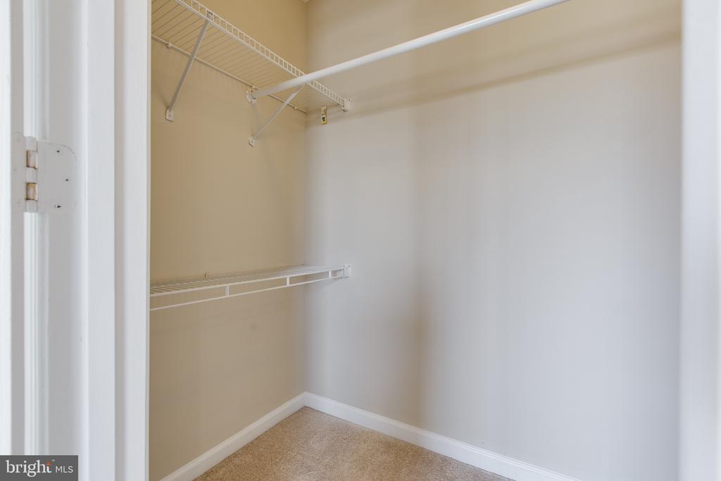 3274 HALCYON COURT