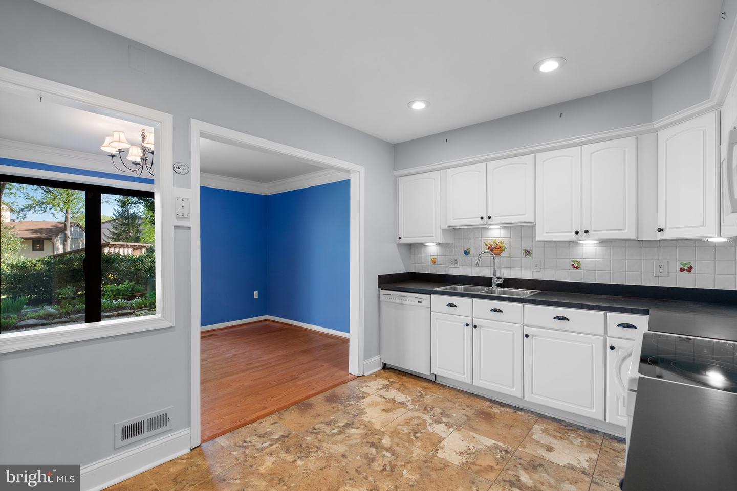10065 Windstream Dr #1