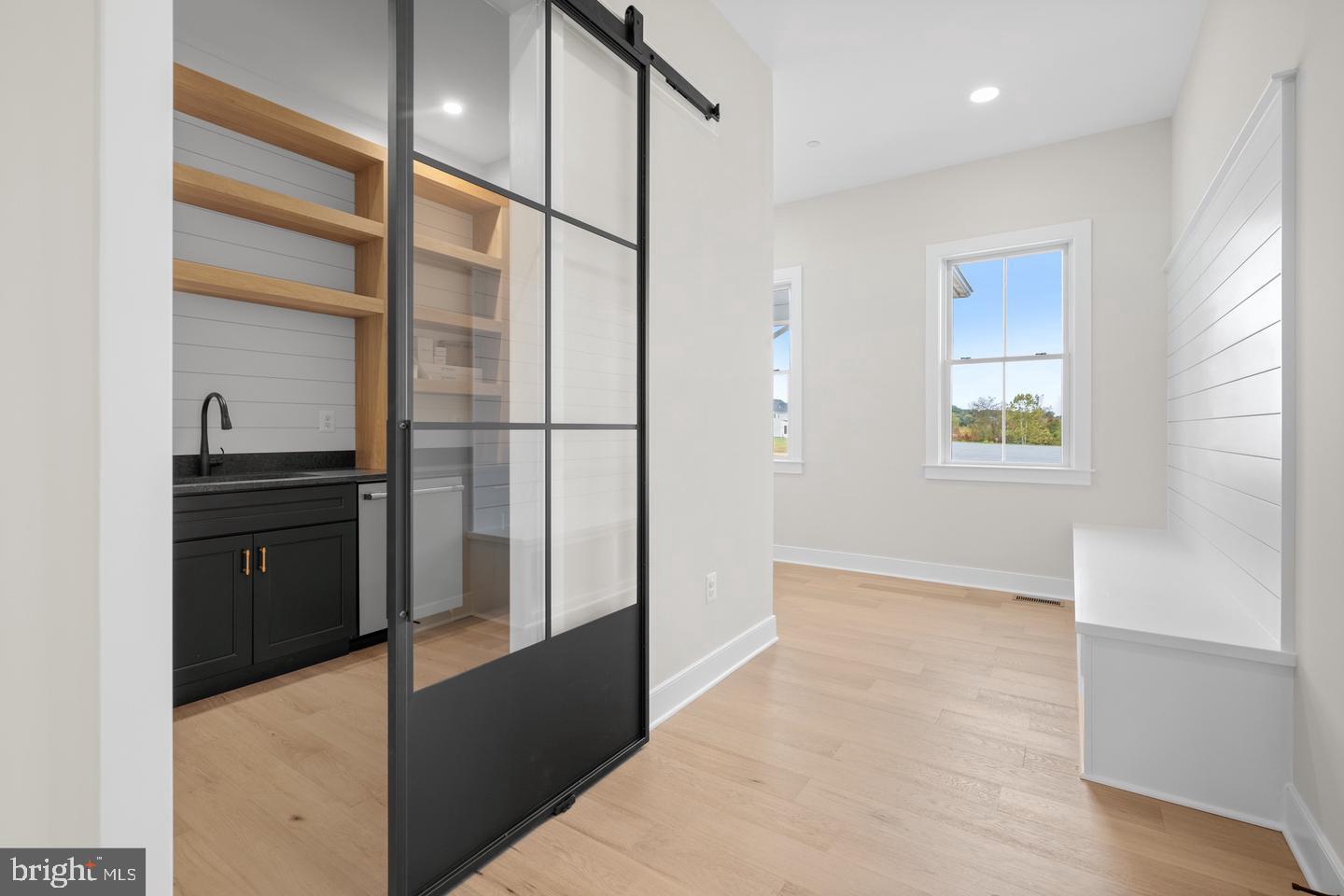 869 Morgan Station Rd