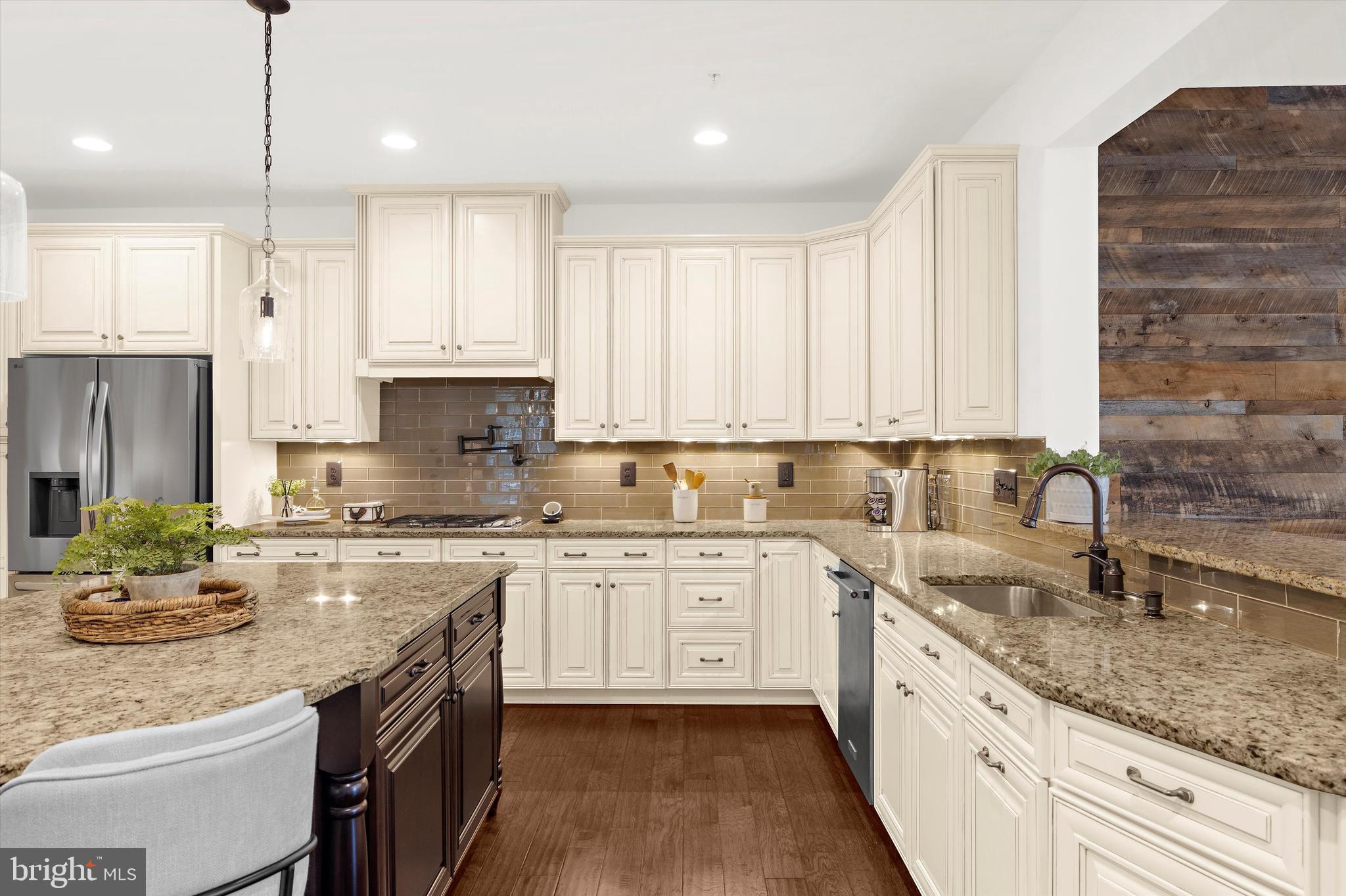 11420 ELLINGTON STREET