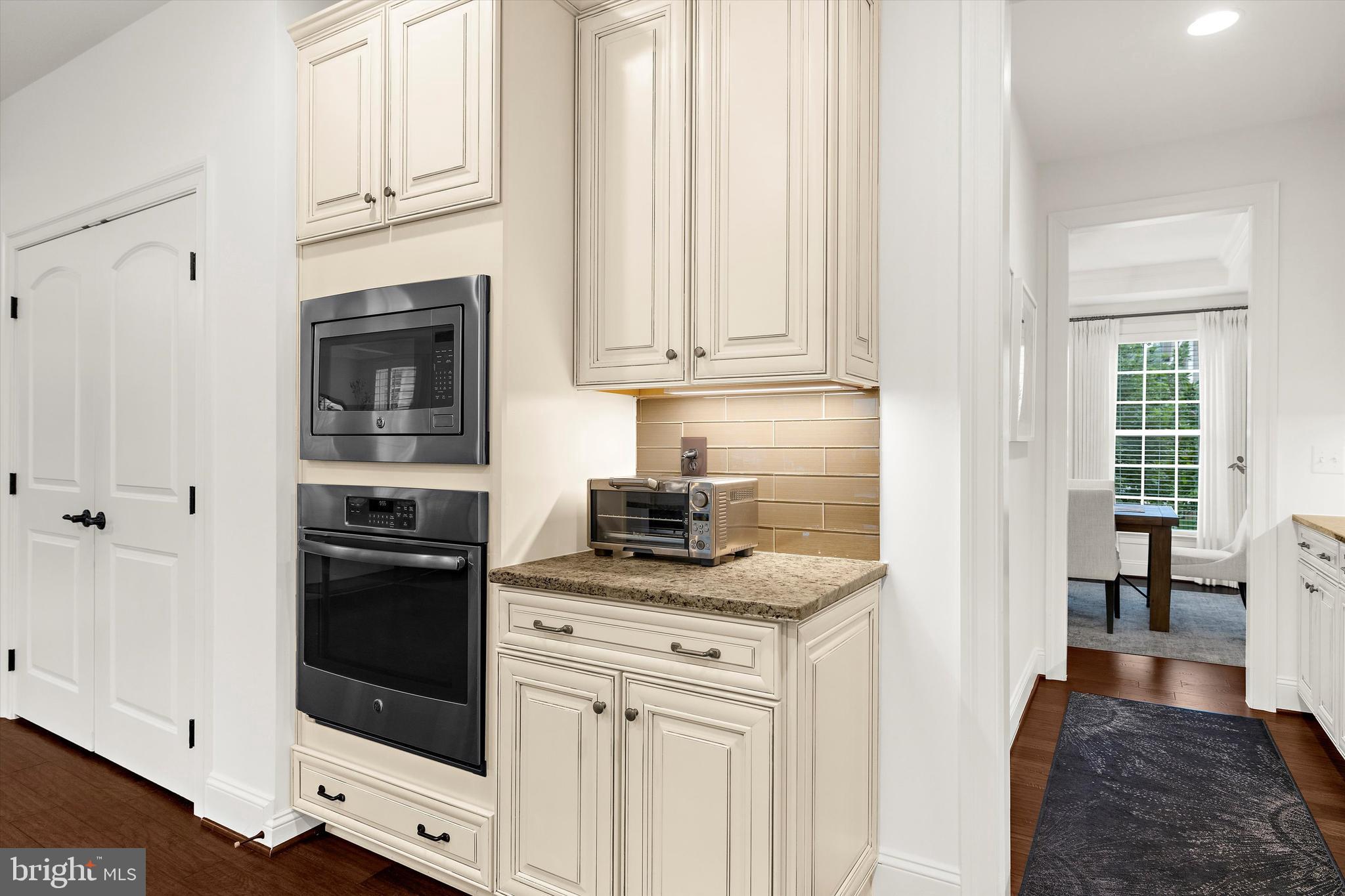 11420 ELLINGTON STREET