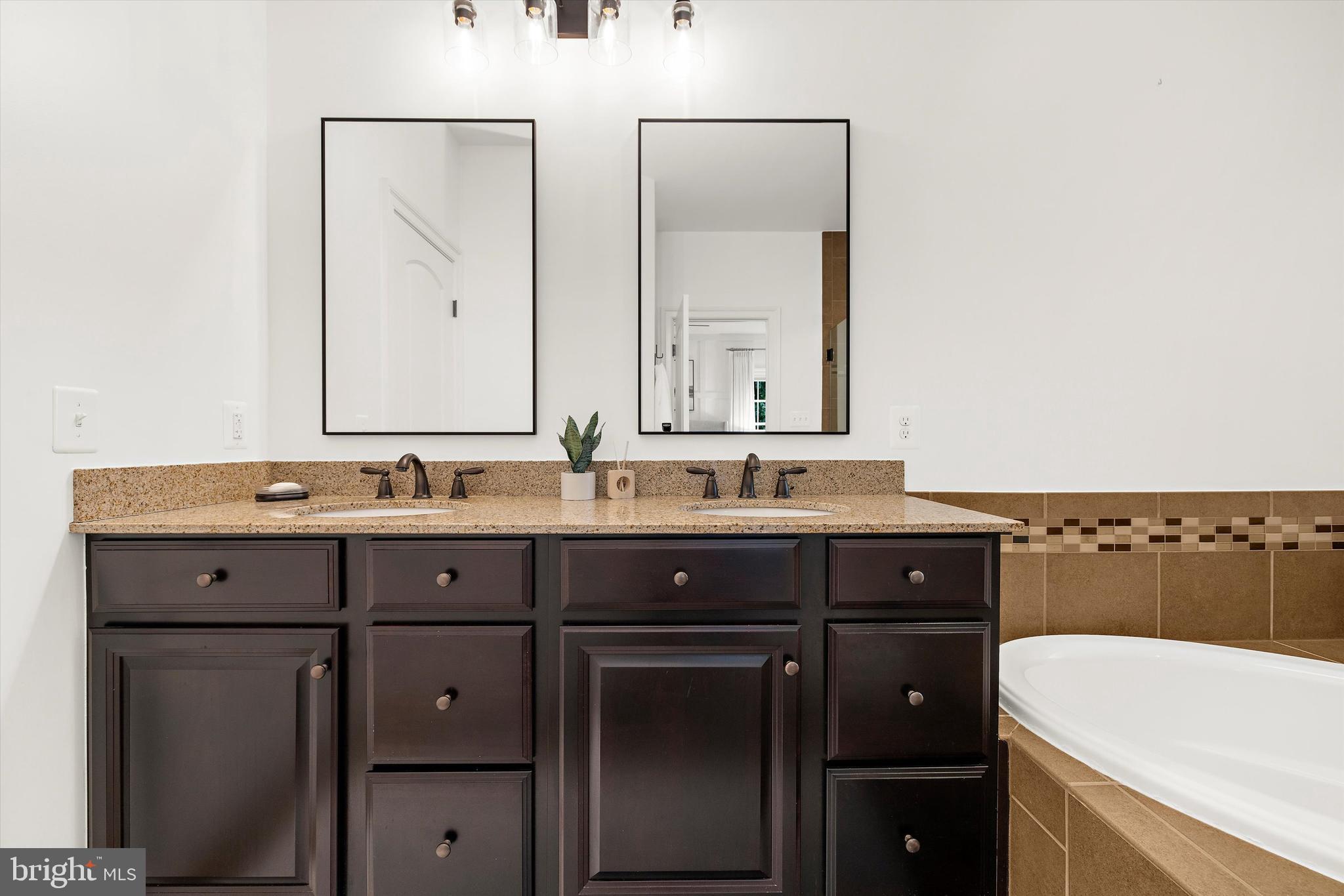 11420 ELLINGTON STREET