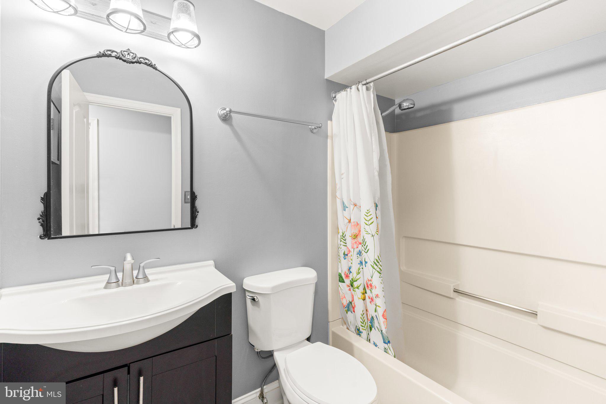 8571 FALLS RUN RD #G