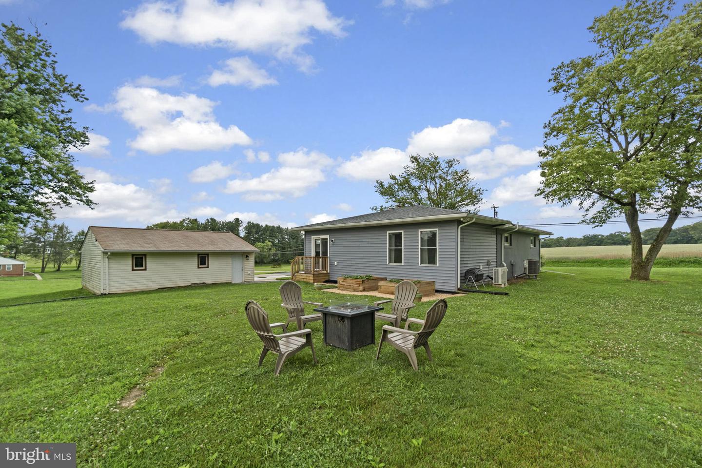 1656 Daisy Rd