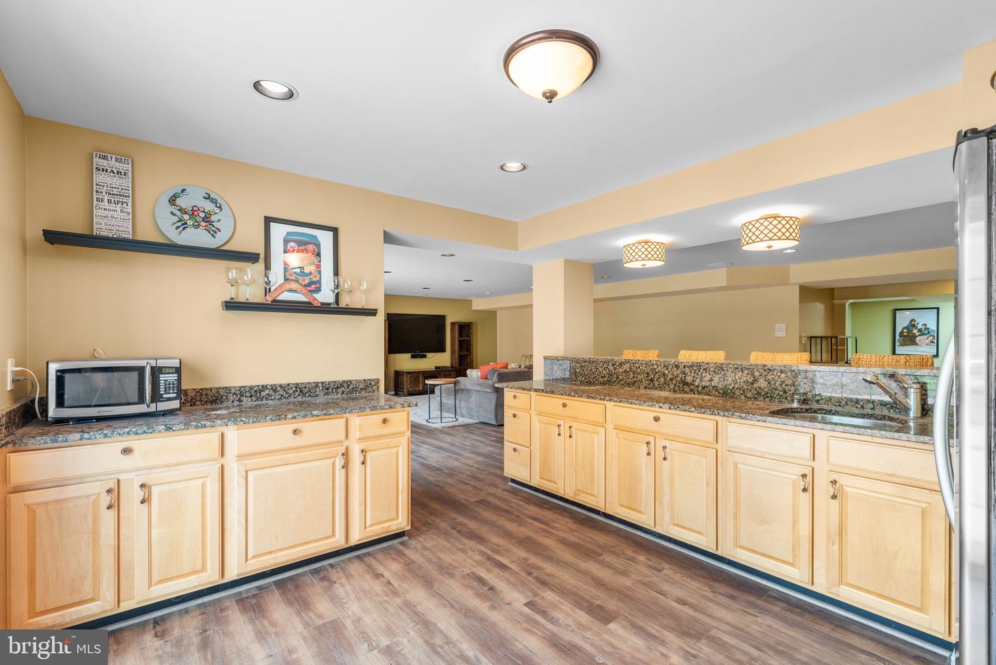 7201 Wolverton Ct