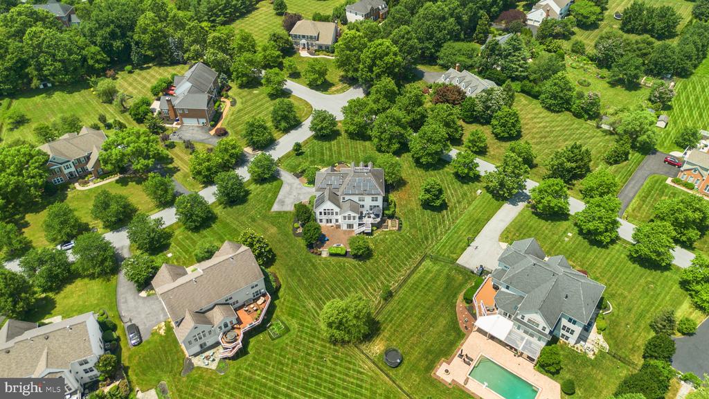 7201 Wolverton Ct