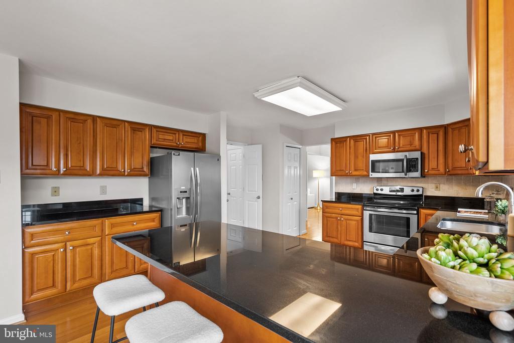 6959 Westcott Pl