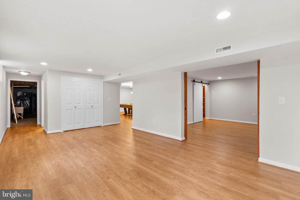 6959 Westcott Pl