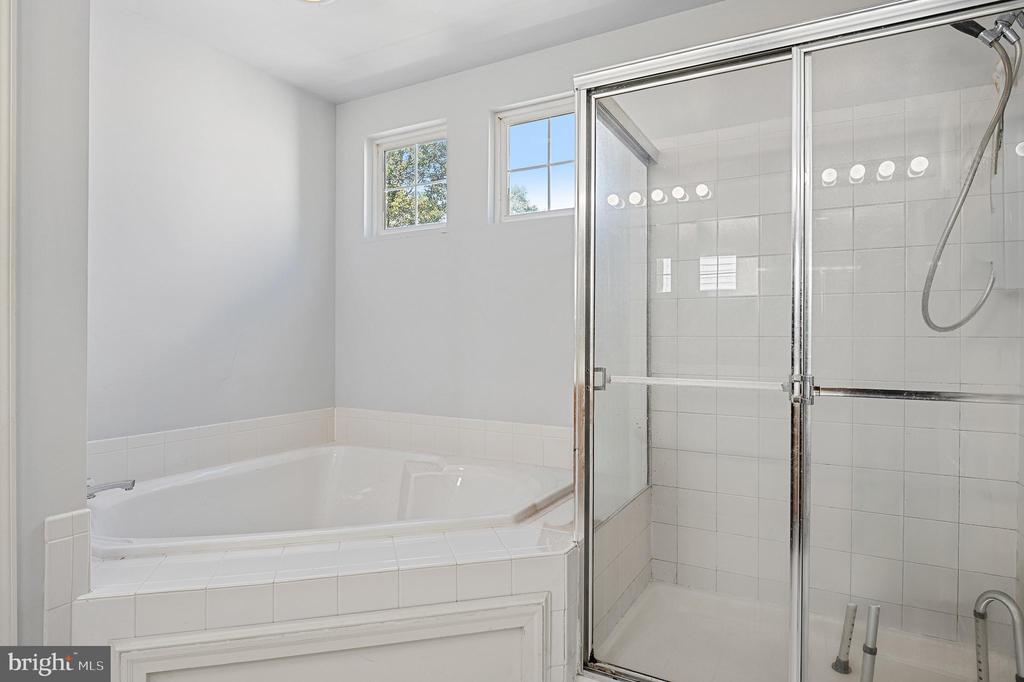 5953 SANDY RIDGE