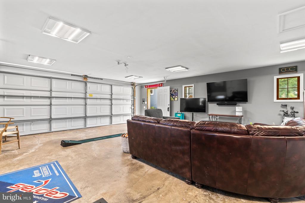 1656 DAISY ROAD