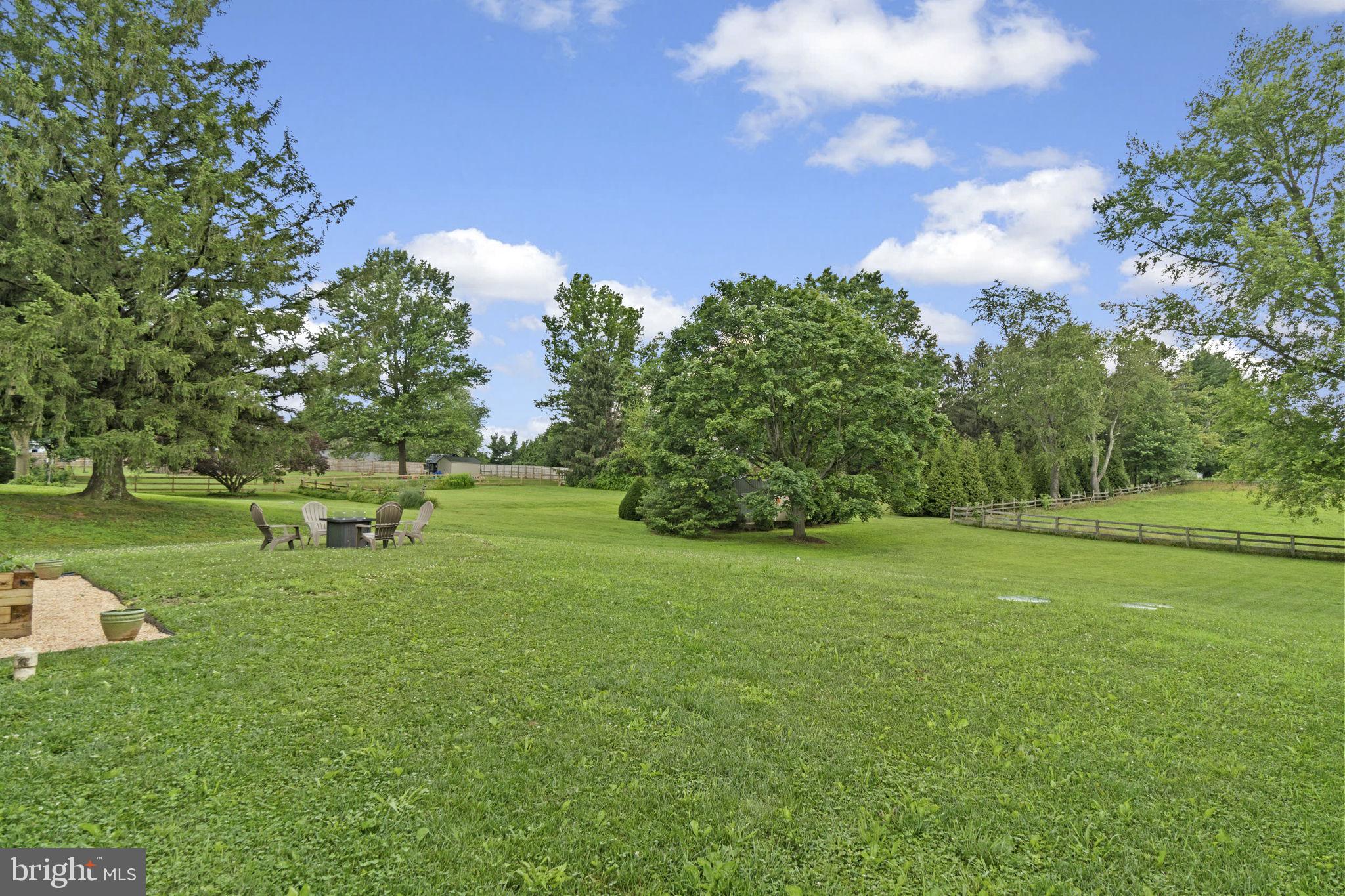 1656 DAISY ROAD