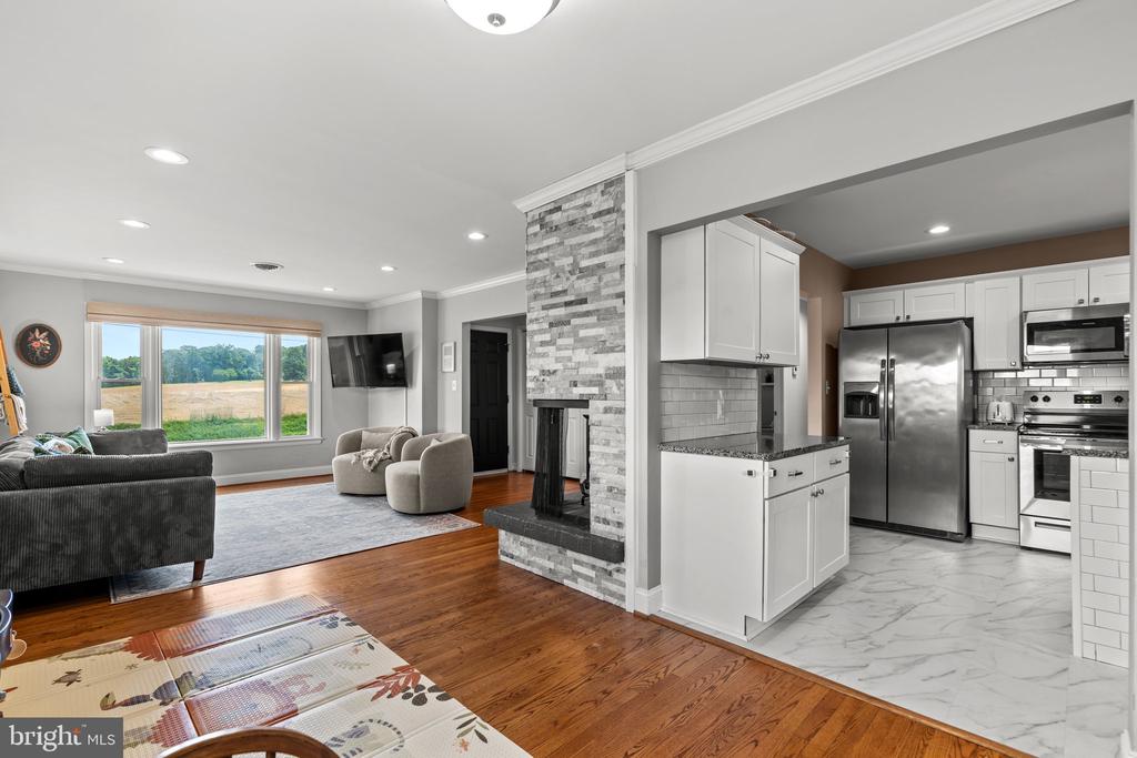 1656 DAISY ROAD