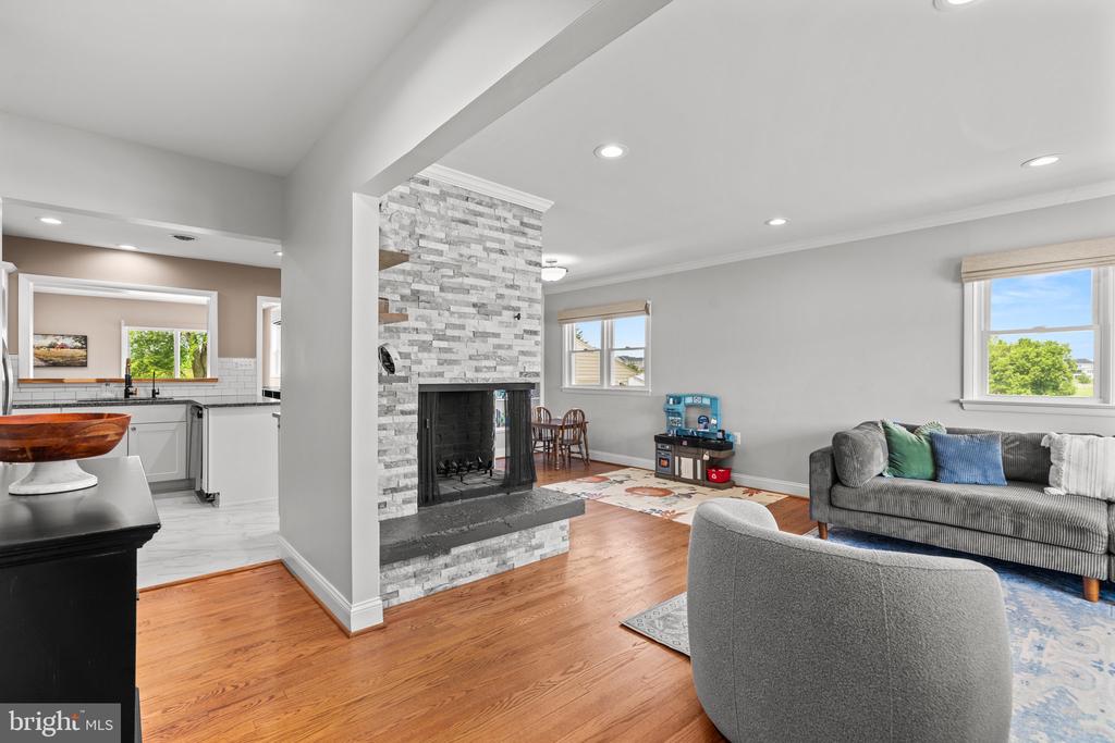 1656 DAISY ROAD