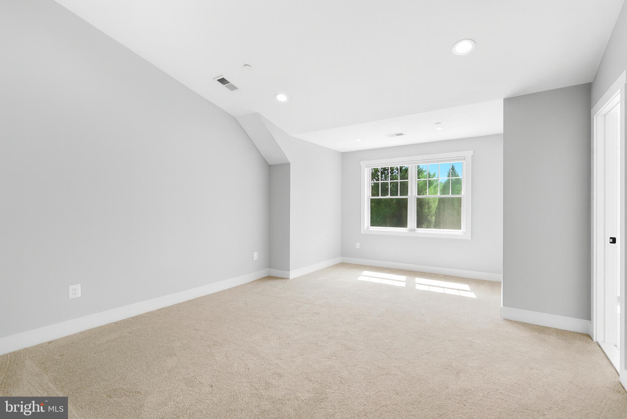 13492 ALLNUTT LANE