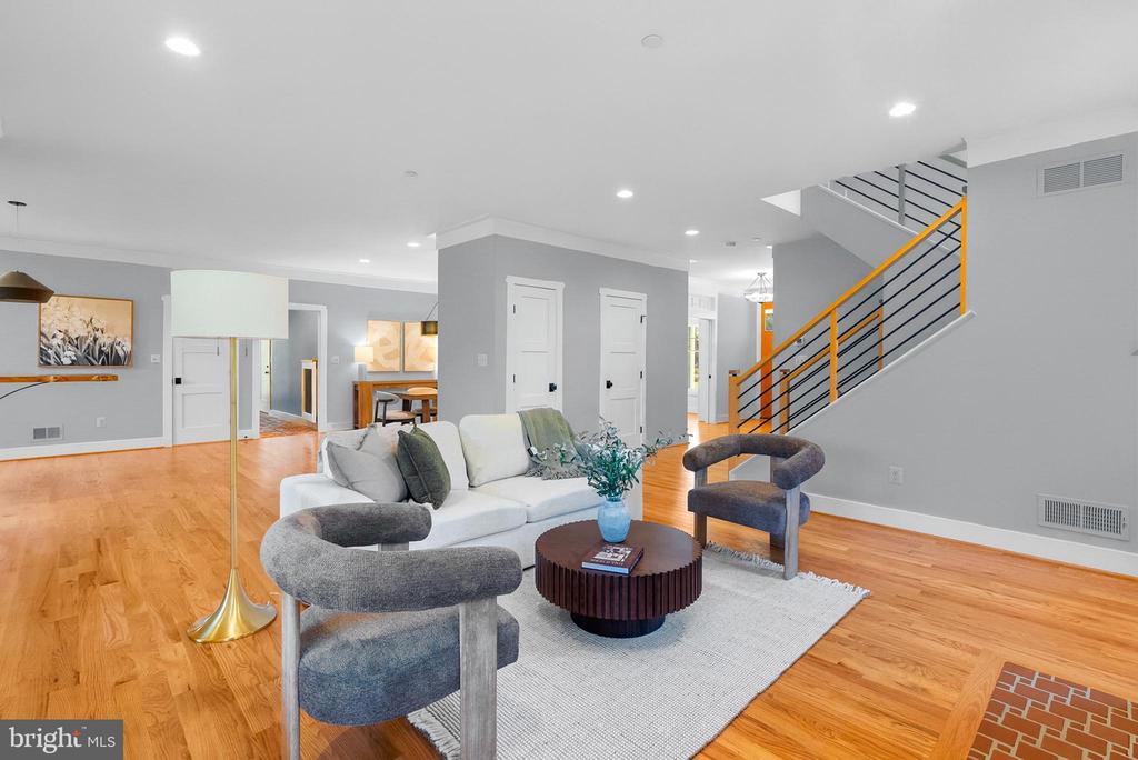 13492 ALLNUTT LANE