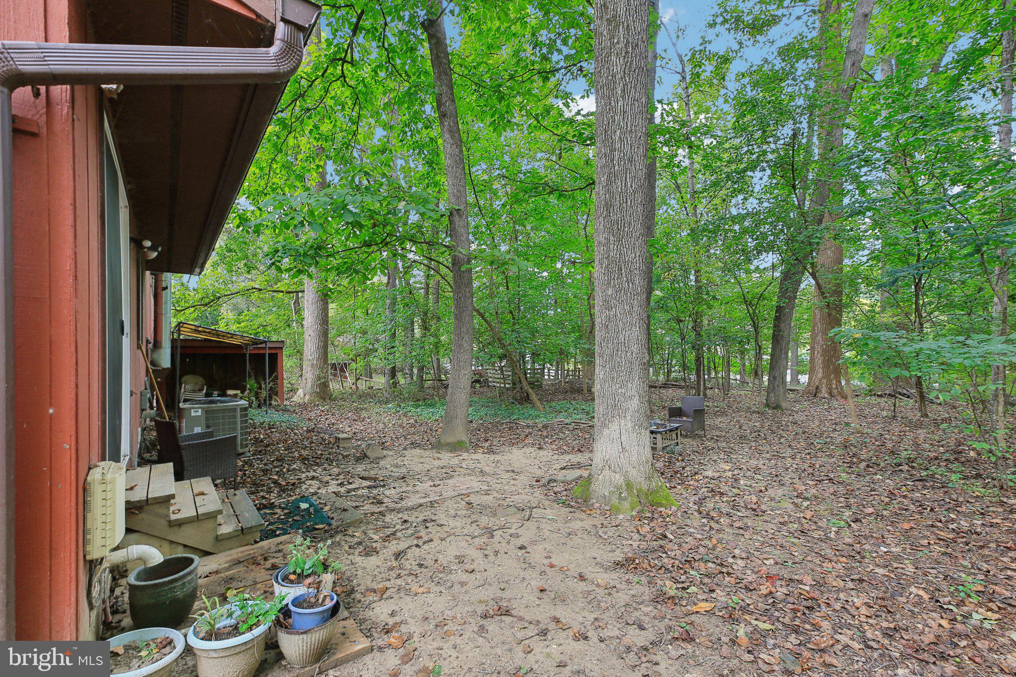 5445 CROWFLOCK COURT