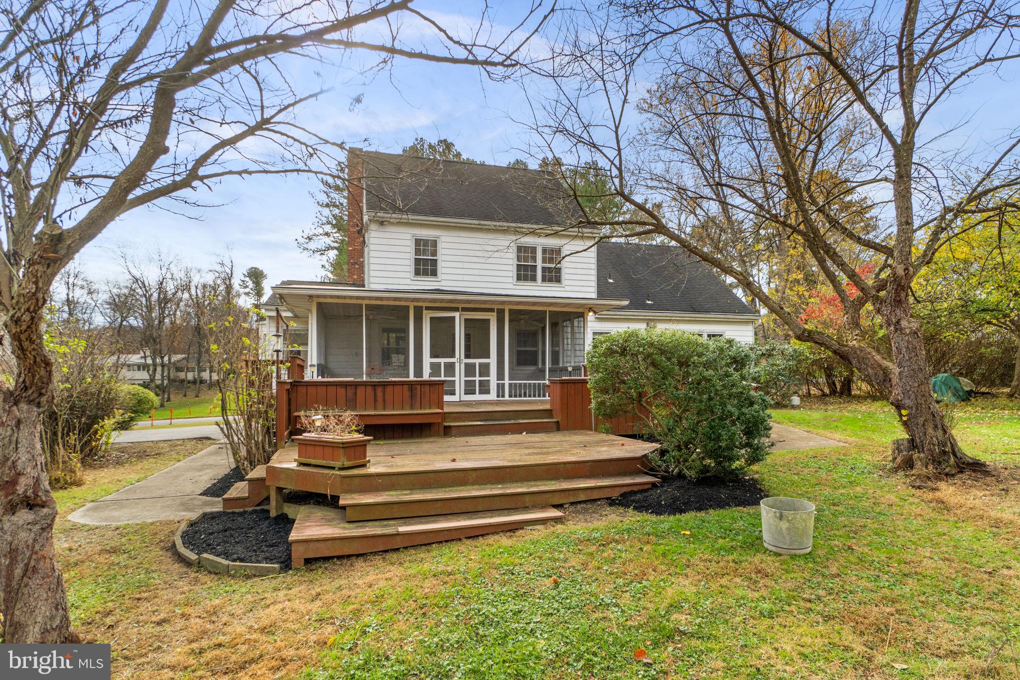 10170 GREEN CLOVER DRIVE