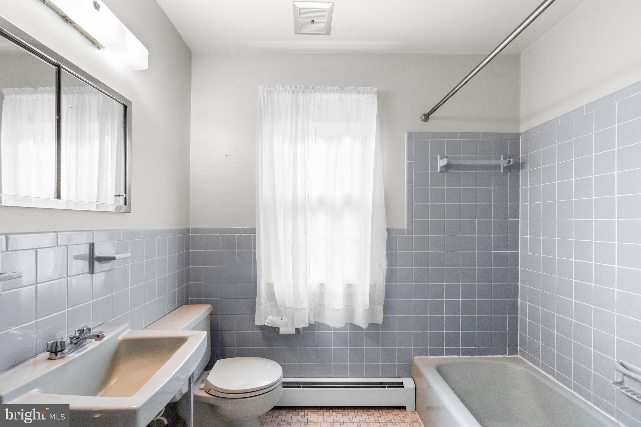 10170 GREEN CLOVER DRIVE