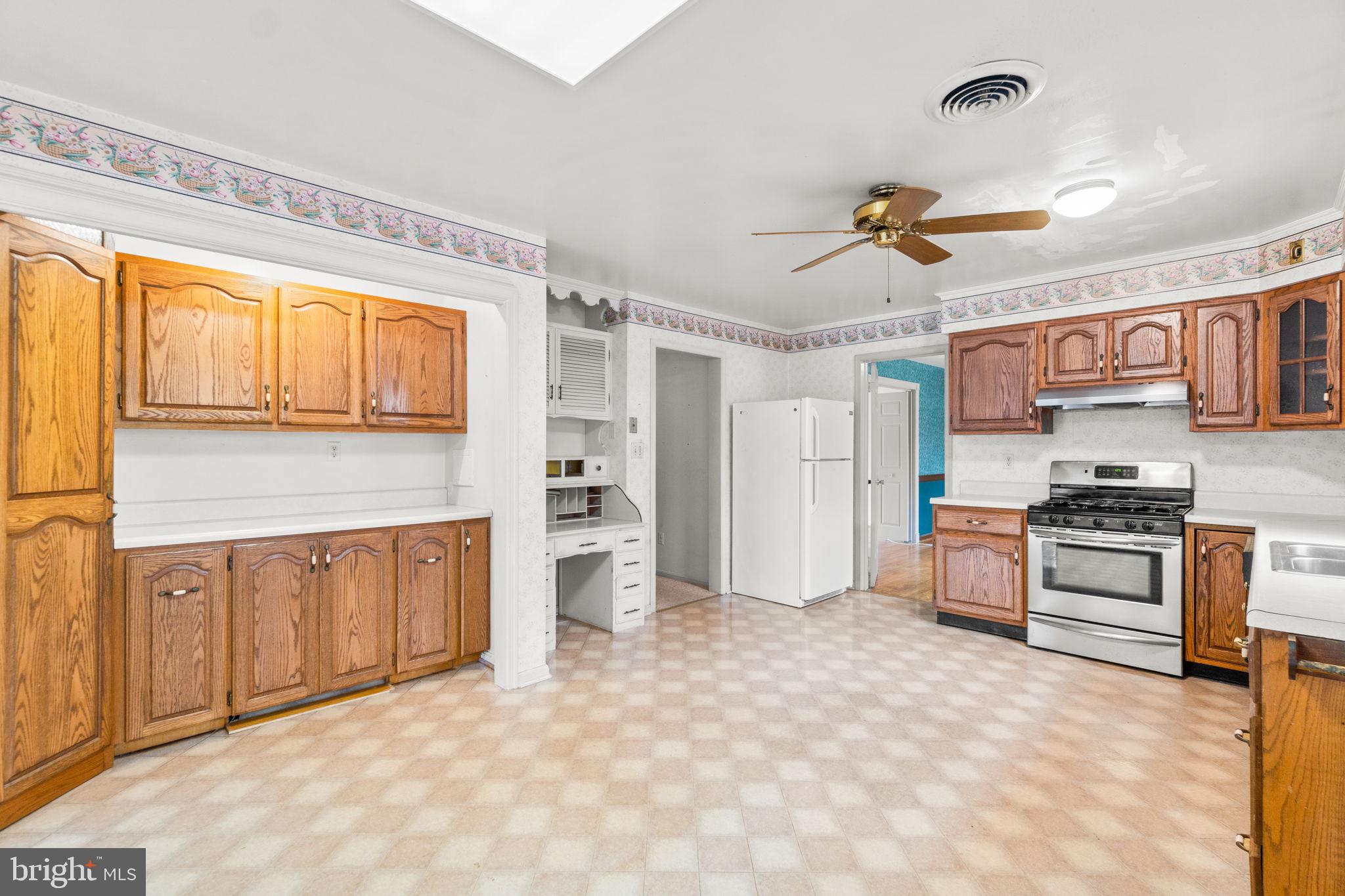 10170 GREEN CLOVER DRIVE