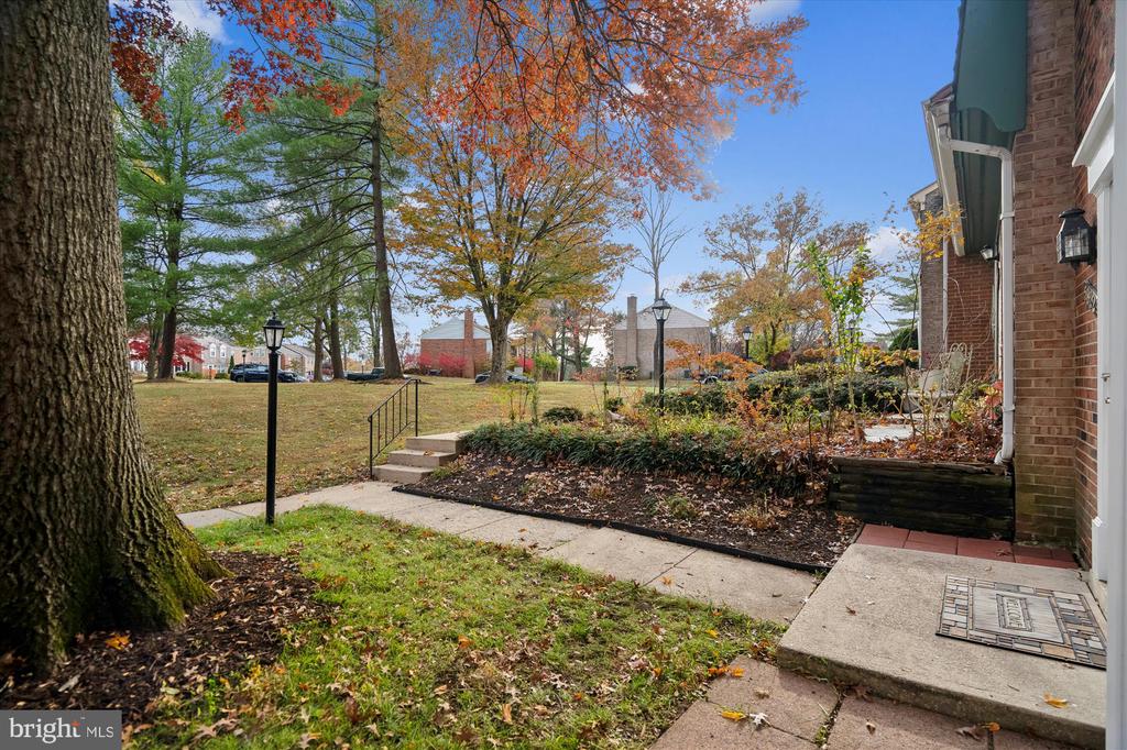 5822 HUMBLEBEE ROAD