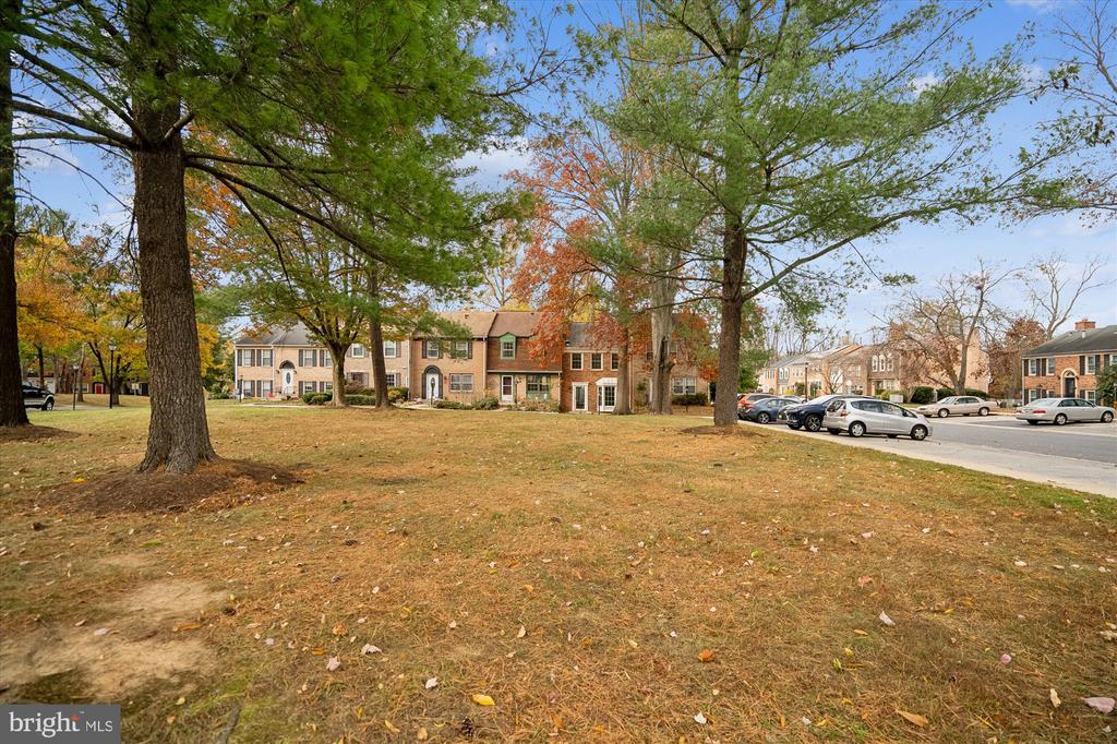 5822 HUMBLEBEE ROAD