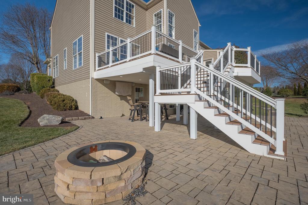 1736 CATTAIL MEADOWS DRIVE