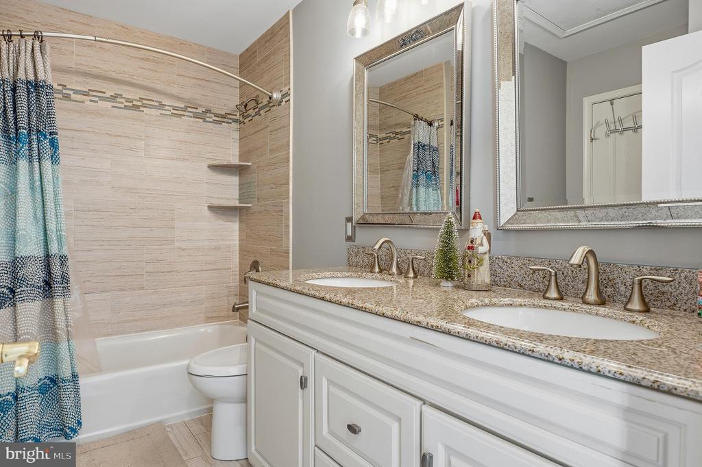 1736 CATTAIL MEADOWS DRIVE
