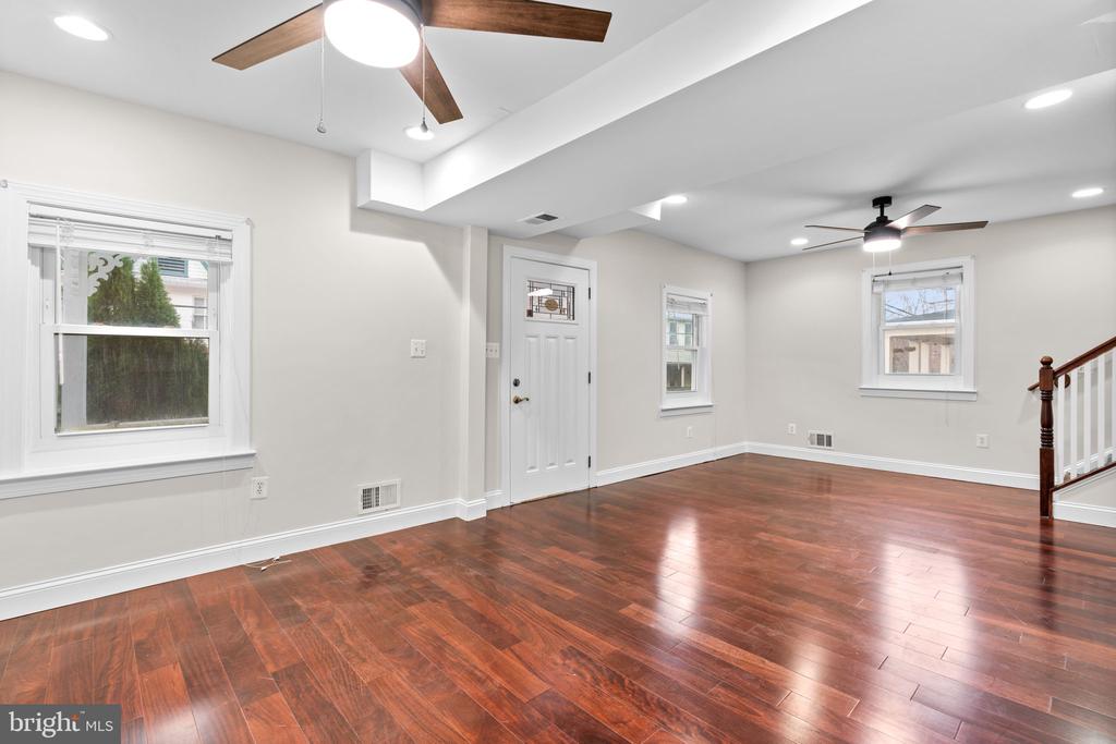 8483 FREDERICK ROAD